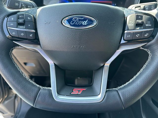 2023 Ford Explorer ST SUV