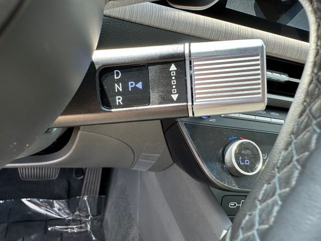 2025 Hyundai Sonata Hybrid Limited Sedan