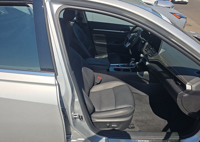 2023 Nissan Altima 2.5 SL Sedan