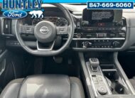 2023 Nissan Pathfinder SL SUV