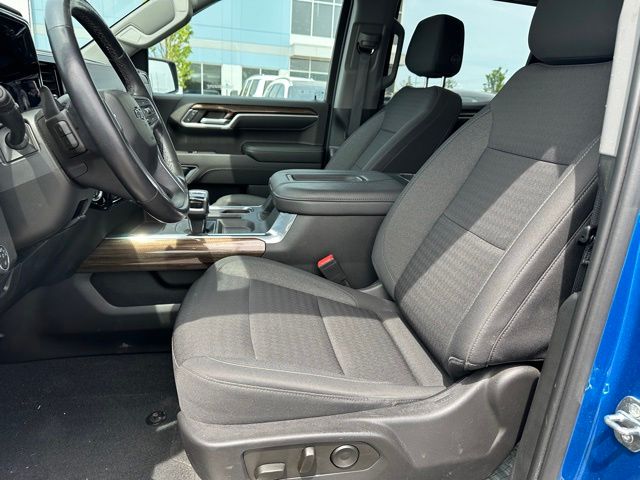 2022 Chevrolet Silverado 1500 RST Truck Crew Cab