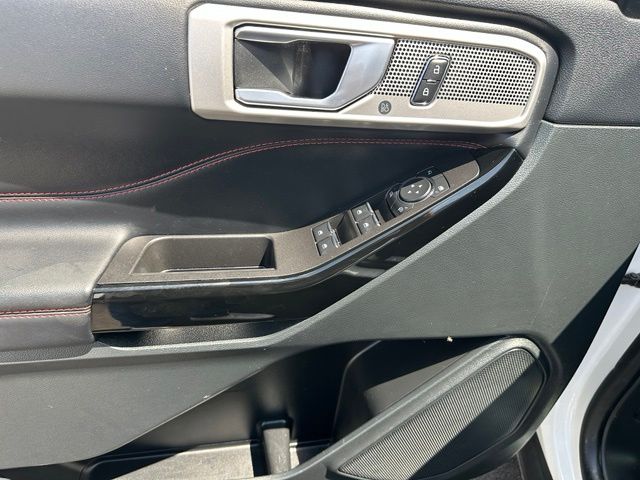 2023 Ford Explorer ST-Line SUV