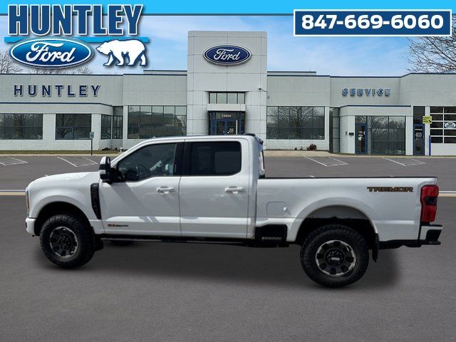 2023 Ford F-350 Lariat Truck Crew Cab