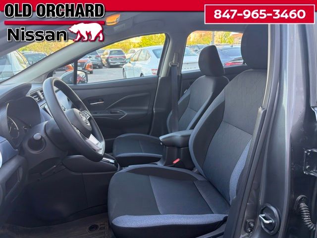 2025 Nissan Versa 1.6 SV Sedan