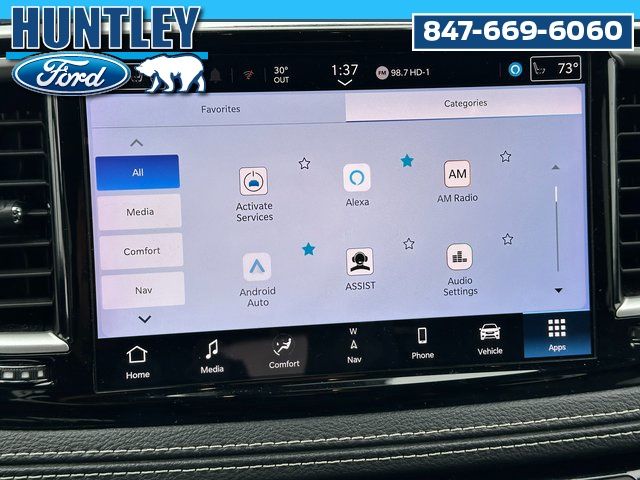 2024 Chrysler Pacifica Plug-In Hybrid Select Van Passenger Van