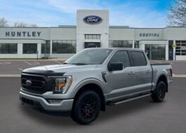 2022 Ford F-150 XLT Truck SuperCrew Cab