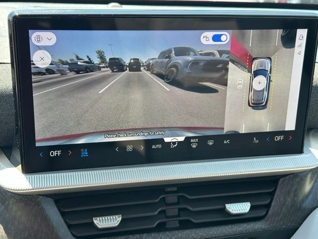 2025 Ford Explorer Platinum SUV