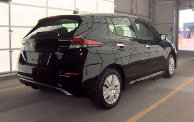 2025 Nissan LEAF S Hatchback