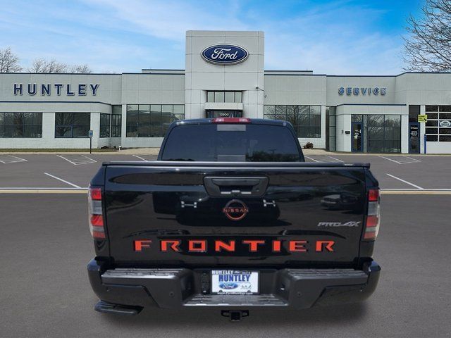 2023 Nissan Frontier PRO-4X Truck Crew Cab