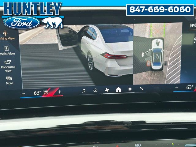 2025 BMW 530i 530i xDrive Sedan