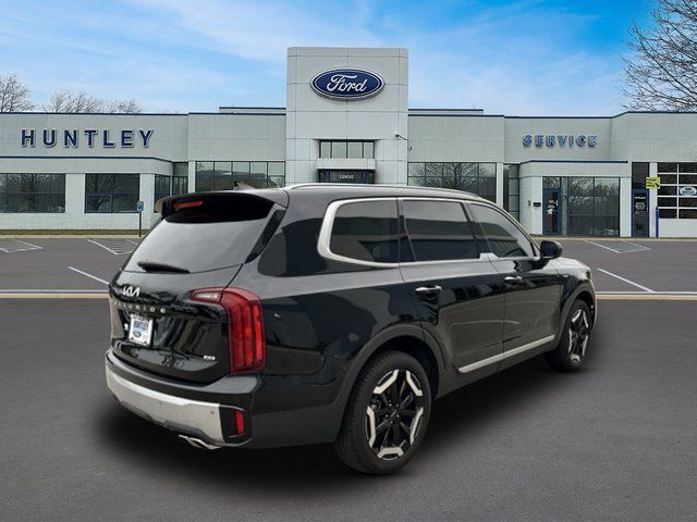 2024 Kia Telluride S SUV