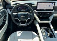 2025 Ford Explorer Platinum SUV