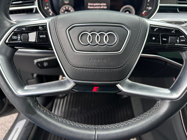 2021 Audi S8 4.0T Sedan