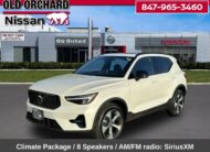 2025 Volvo XC40 B5 Plus Dark Theme SUV