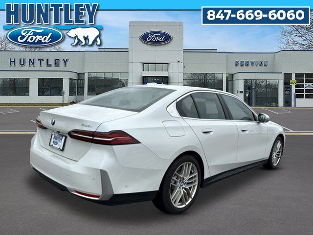 2025 BMW 530i 530i xDrive Sedan