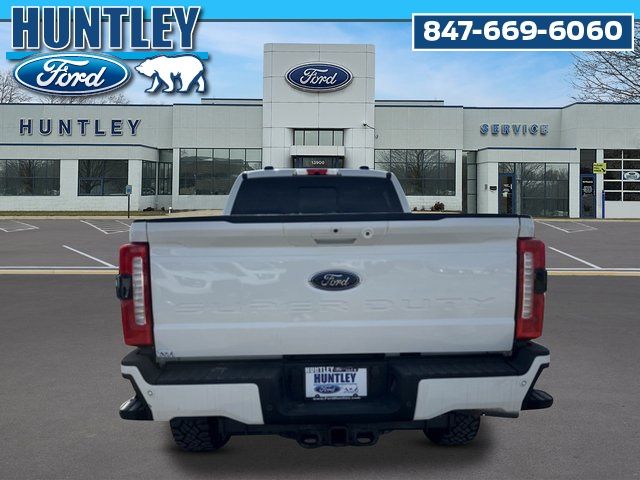 2023 Ford F-350 Lariat Truck Crew Cab