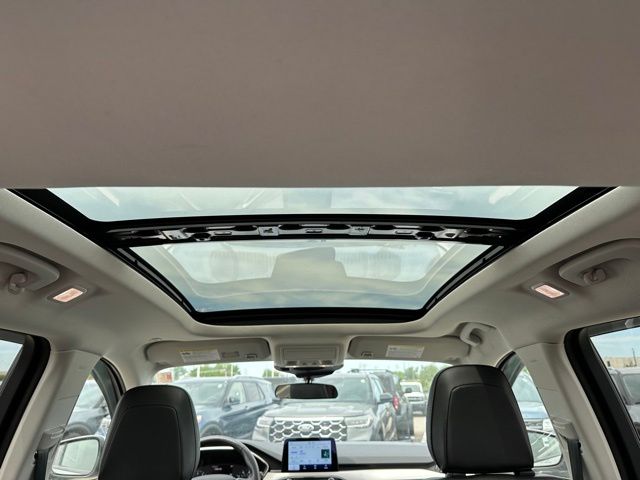2022 Ford Escape SEL SUV