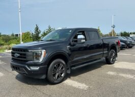 2022 Ford F-150 Lariat Truck SuperCrew Cab