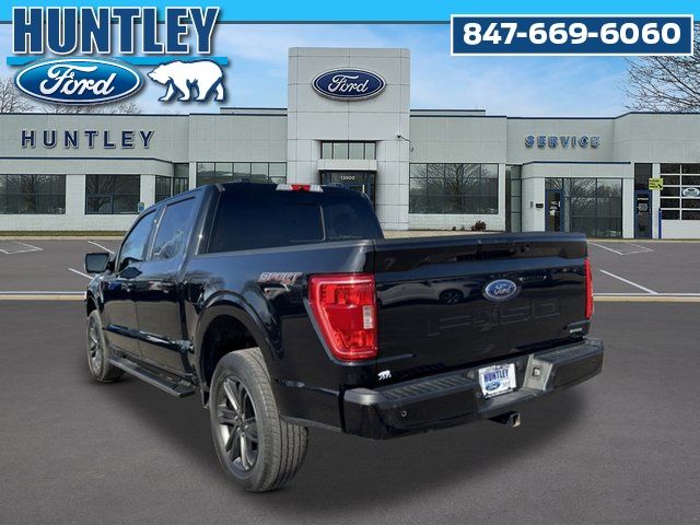 2022 Ford F-150 XLT Truck SuperCrew Cab