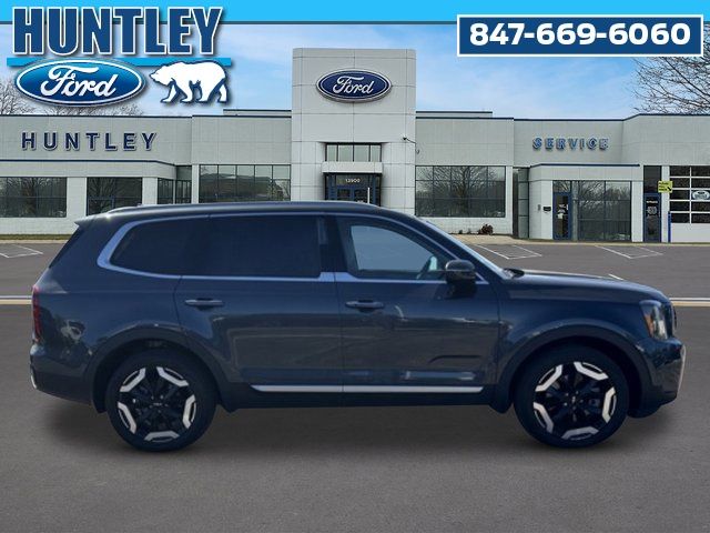 2023 Kia Telluride S SUV