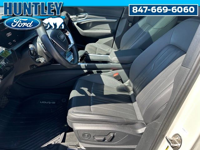 2022 Audi e-tron Premium Plus SUV