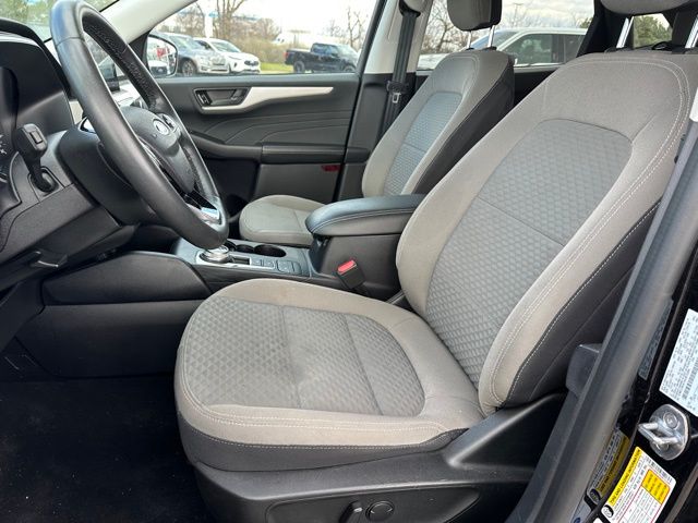 2022 Ford Escape SE SUV