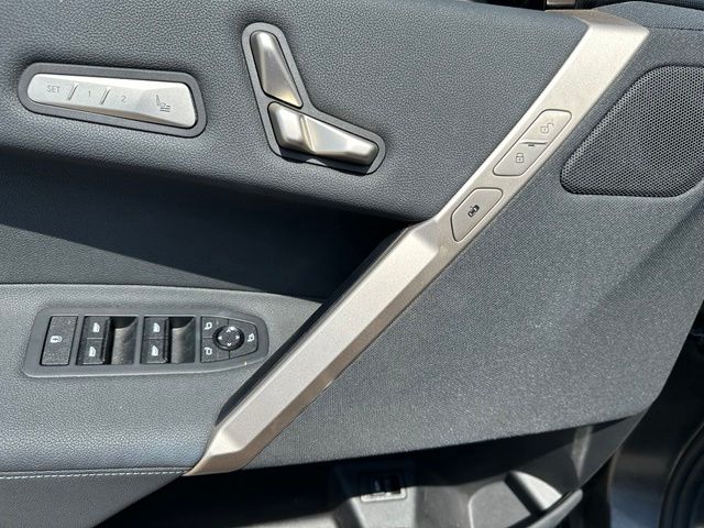 2023 BMW iX xDrive50 SUV