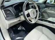2020 Volvo XC90 T6 Momentum SUV