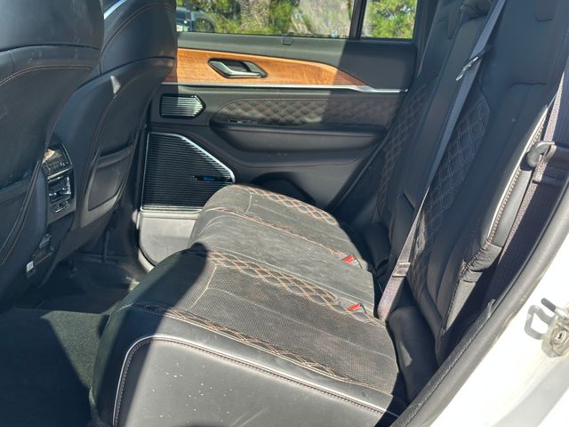 2022 Jeep Grand Cherokee Summit Reserve SUV