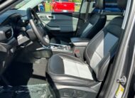 2024 Ford Explorer XLT SUV
