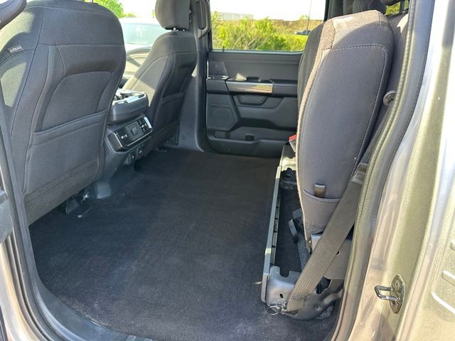 2021 Ford F-150 XLT Truck SuperCrew Cab