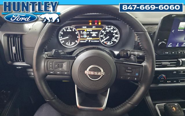 2023 Nissan Pathfinder SL SUV