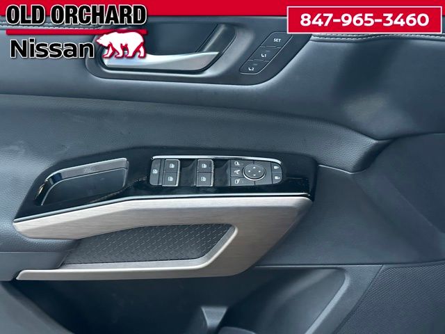 2024 Nissan Pathfinder Platinum SUV