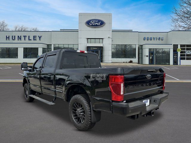 2022 Ford F-350 Lariat Truck Crew Cab