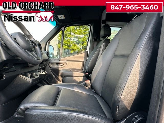 2024 Mercedes-Benz Sprinter 2500 Crew 144 WB Van