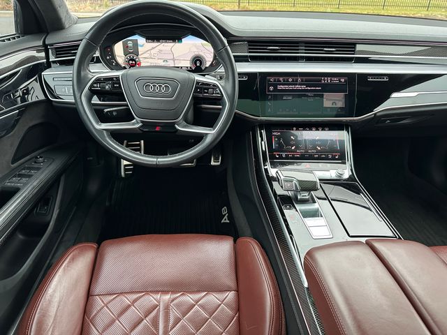 2021 Audi S8 4.0T Sedan