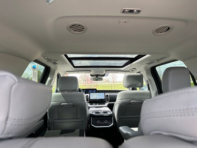 2025 Ford Expedition Active SUV