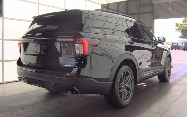 2025 Ford Explorer ST-Line SUV