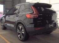2025 Volvo XC40 B5 Plus Dark Theme SUV