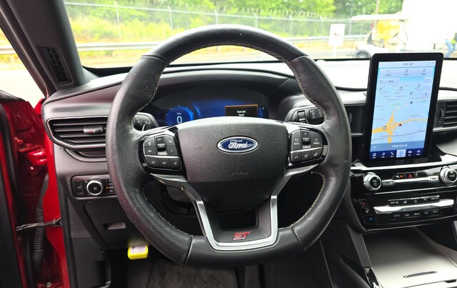 2024 Ford Explorer ST SUV