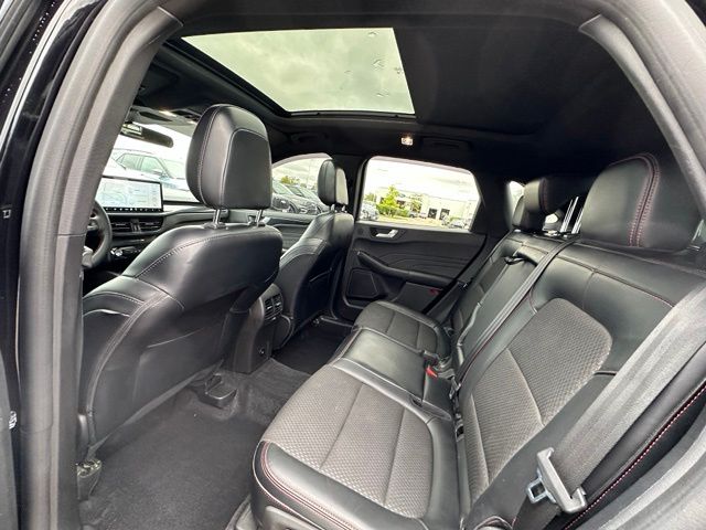 2023 Ford Escape ST-Line Select SUV