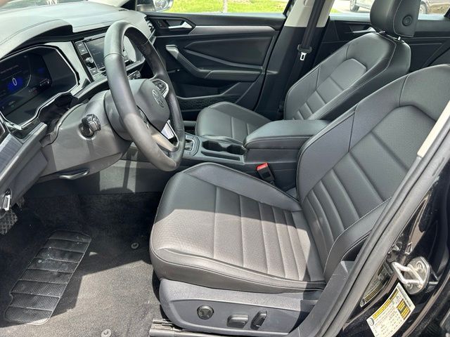2024 Volkswagen Jetta 1.5T SE Sedan