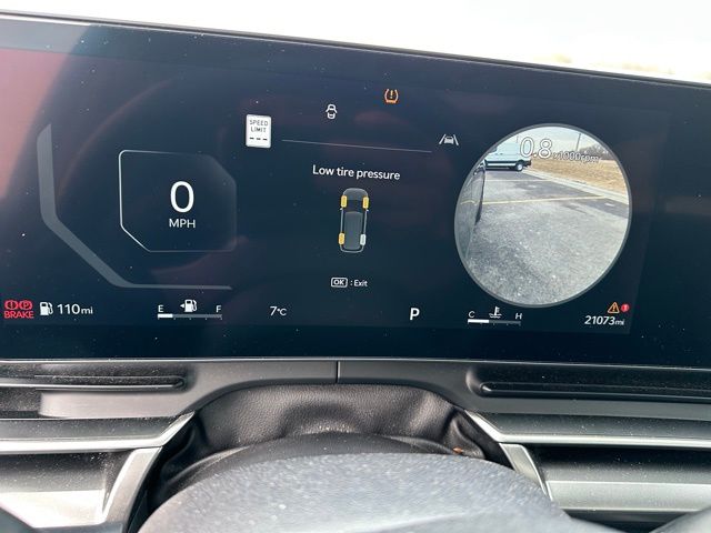2025 Kia Carnival SX Van Passenger Van