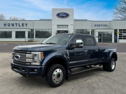 2019 Ford F-450 Platinum Truck Crew Cab
