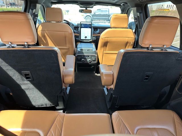 2022 Ford Expedition Max Platinum SUV