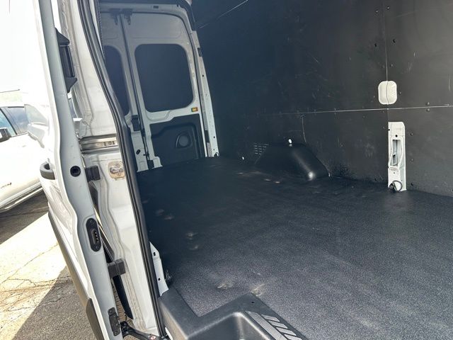 2025 Ford Transit-250 Cargo Base Van High Roof Ext. Van