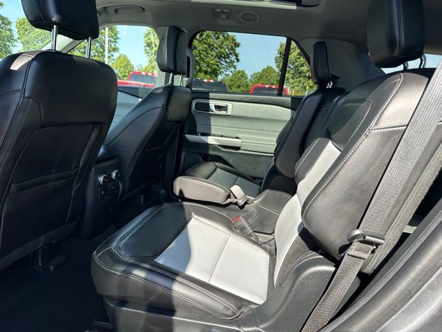 2024 Ford Explorer XLT SUV