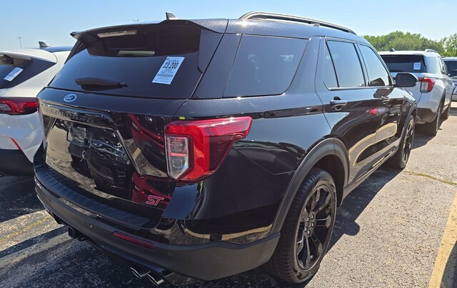 2023 Ford Explorer ST SUV
