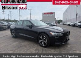 2024 Volvo S60 B5 Core Dark Theme Sedan