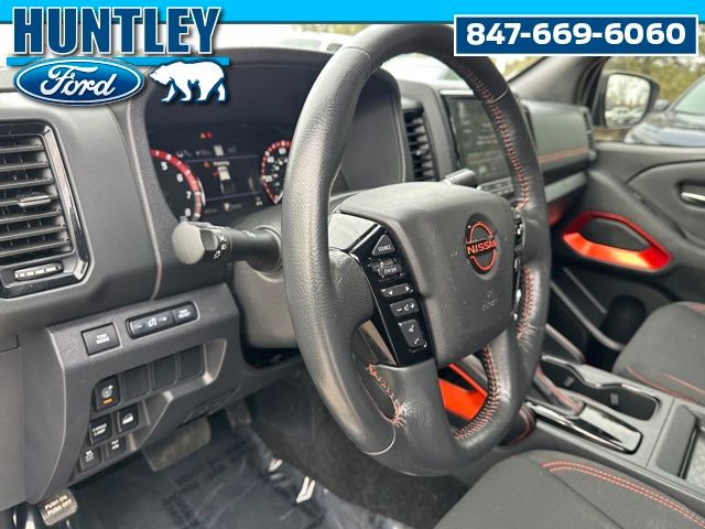 2023 Nissan Frontier PRO-4X Truck Crew Cab